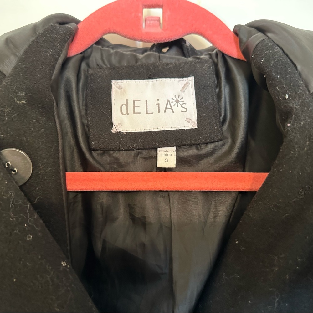 delias jacket